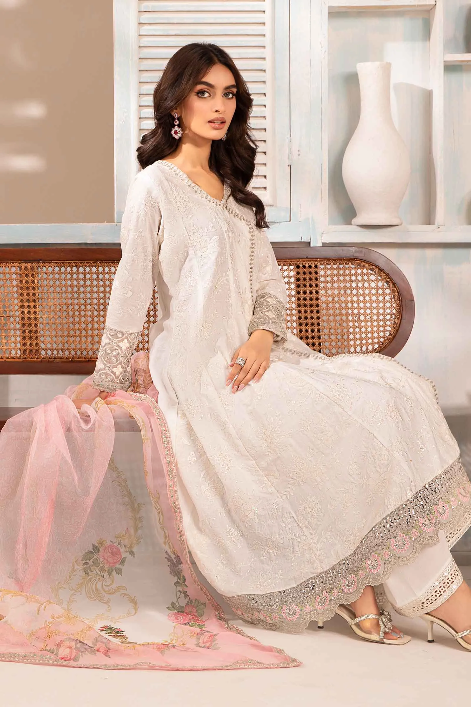 3 Piece Embroidered Jacquard Lawn Suit | DW-EA24-48