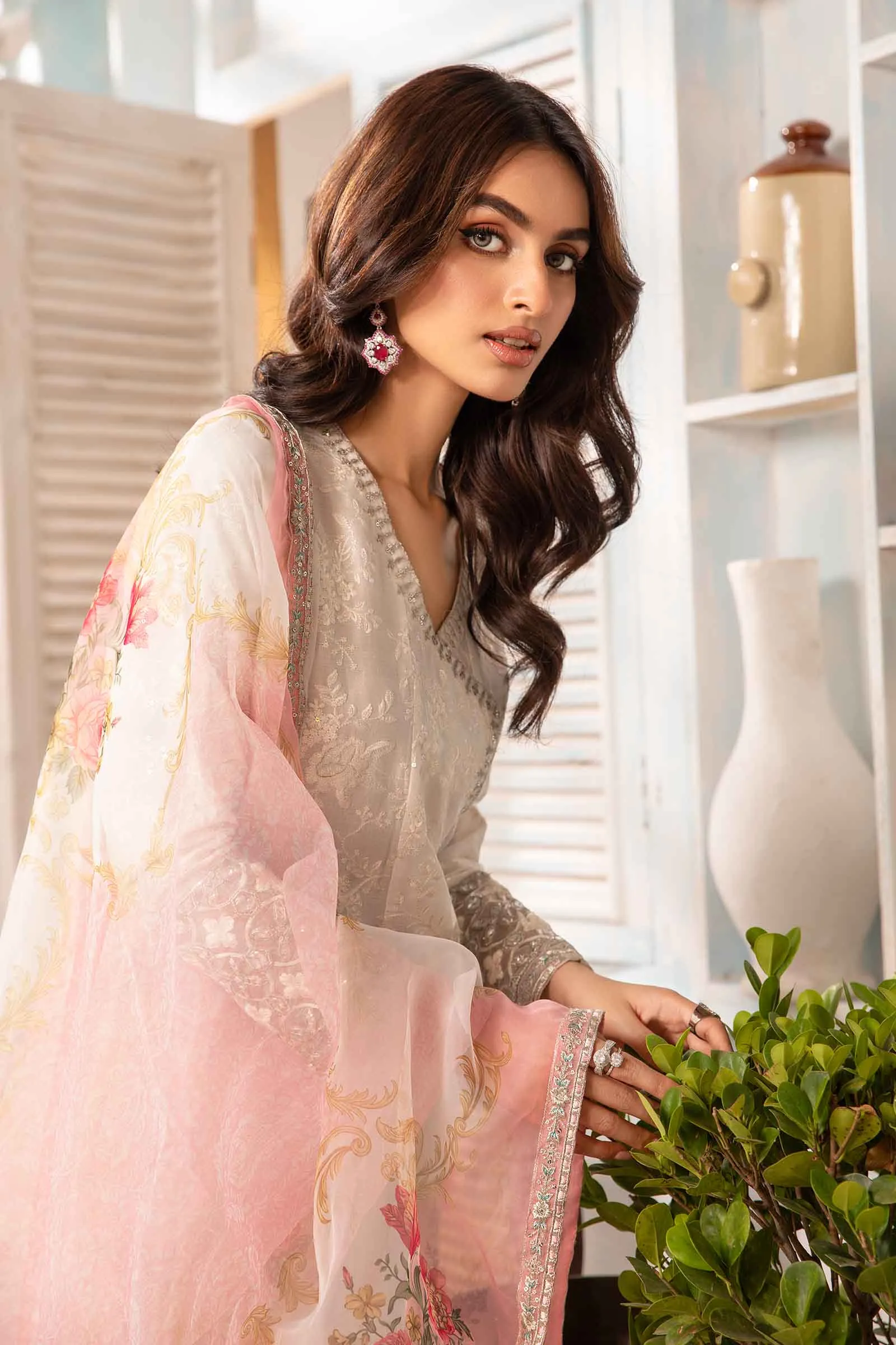 3 Piece Embroidered Jacquard Lawn Suit | DW-EA24-48