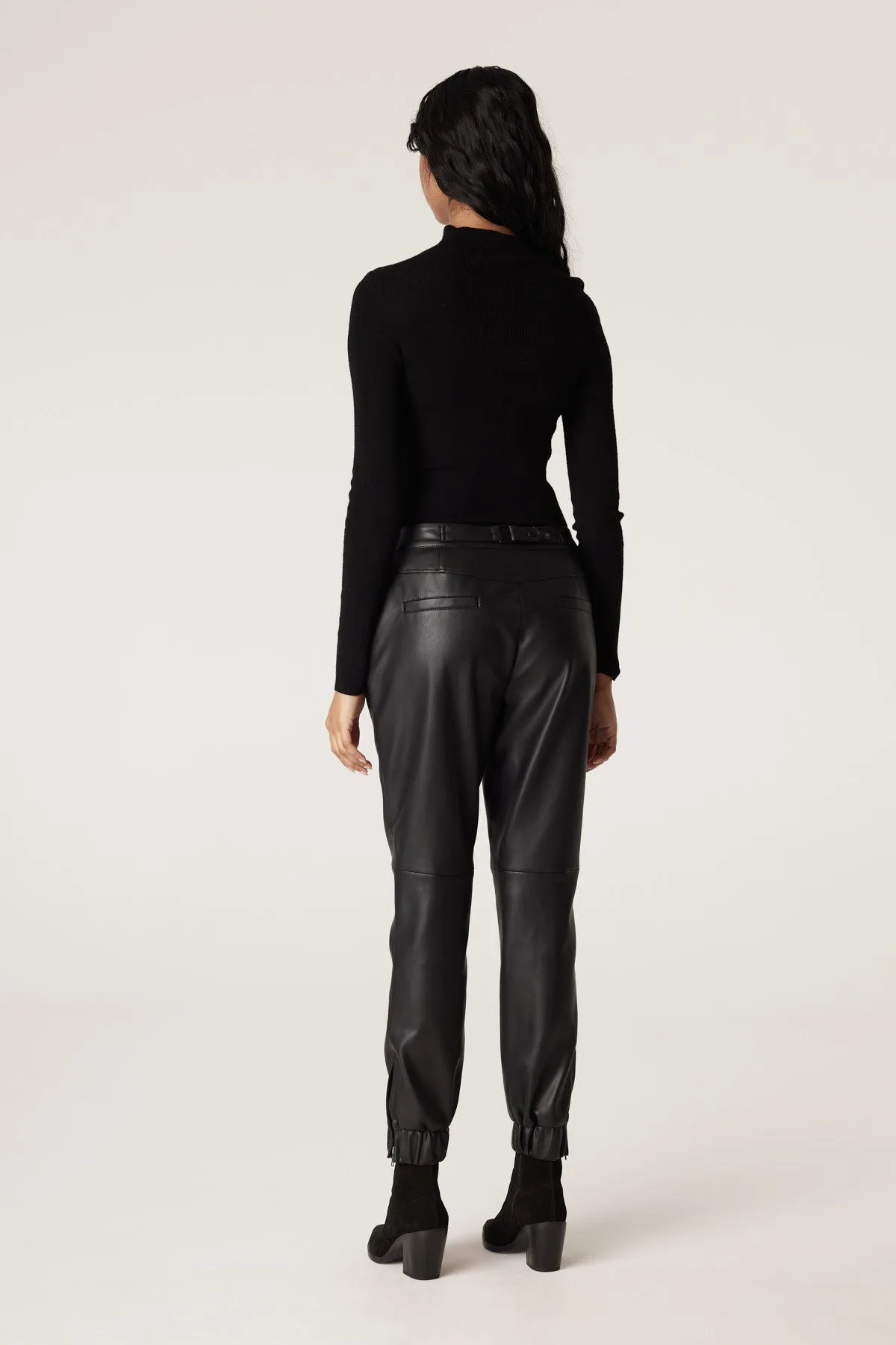 Arlo Vegan Jogger - Black
