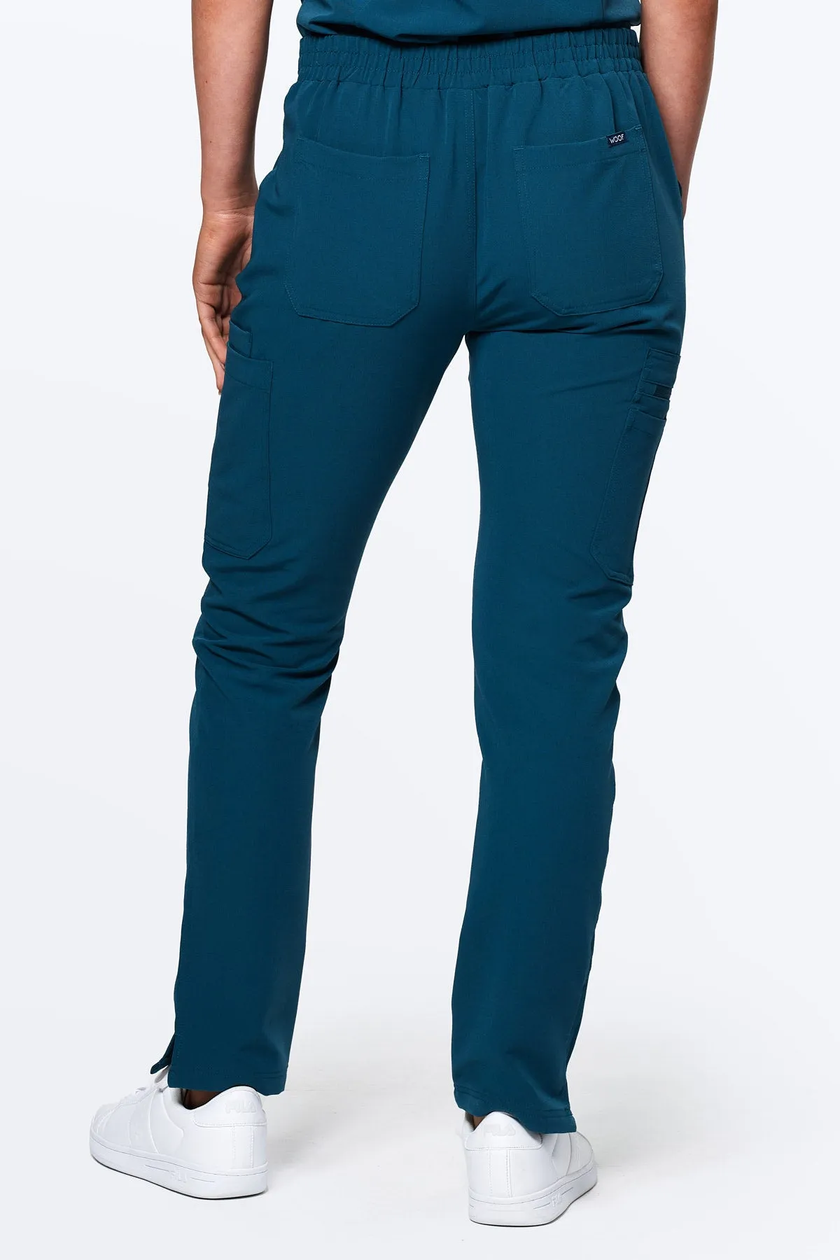 Women's Skinny 11-Pocket Scrub Pants